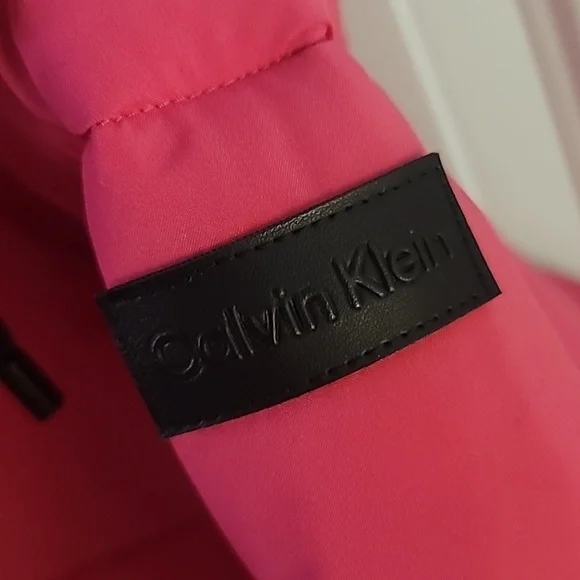 Calvin Klein Vibrant Pink Puffer Jacket - Picture 13 of 14